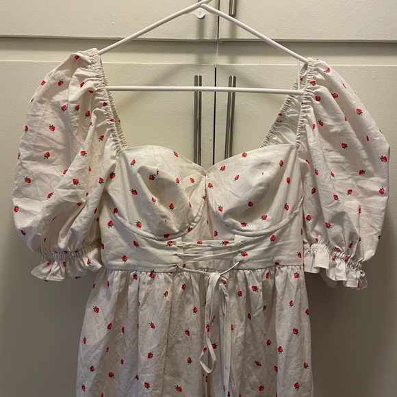 Selkie La Fraise Biltmore Jumpsuit with tags size medium - Picture 3 of 8